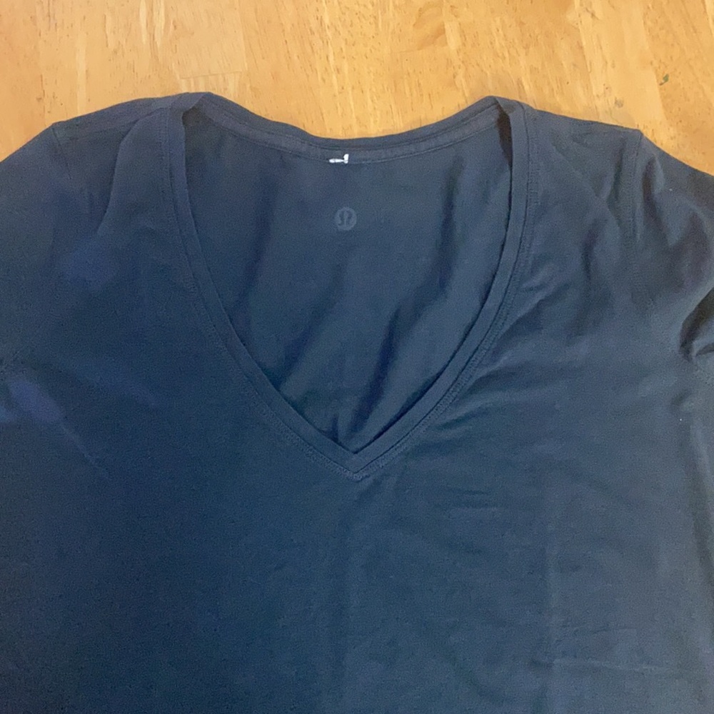LULULEMON Black  TOP - Picture 5 of 6